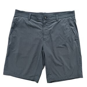 Under Armour Men’s Gray Heat Gear Fitted Golf Shorts Lightweight Stretch Size 38